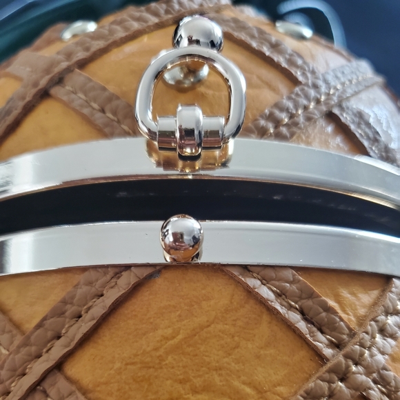 Diophy Leather Pineapple Shape Yellow Satchel Crossbody Purse - Picture 12 of 13